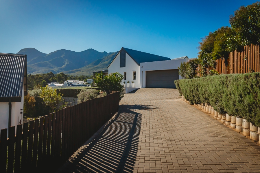 3 Bedroom Property for Sale in Mont Fleur Mountain Estate Western Cape